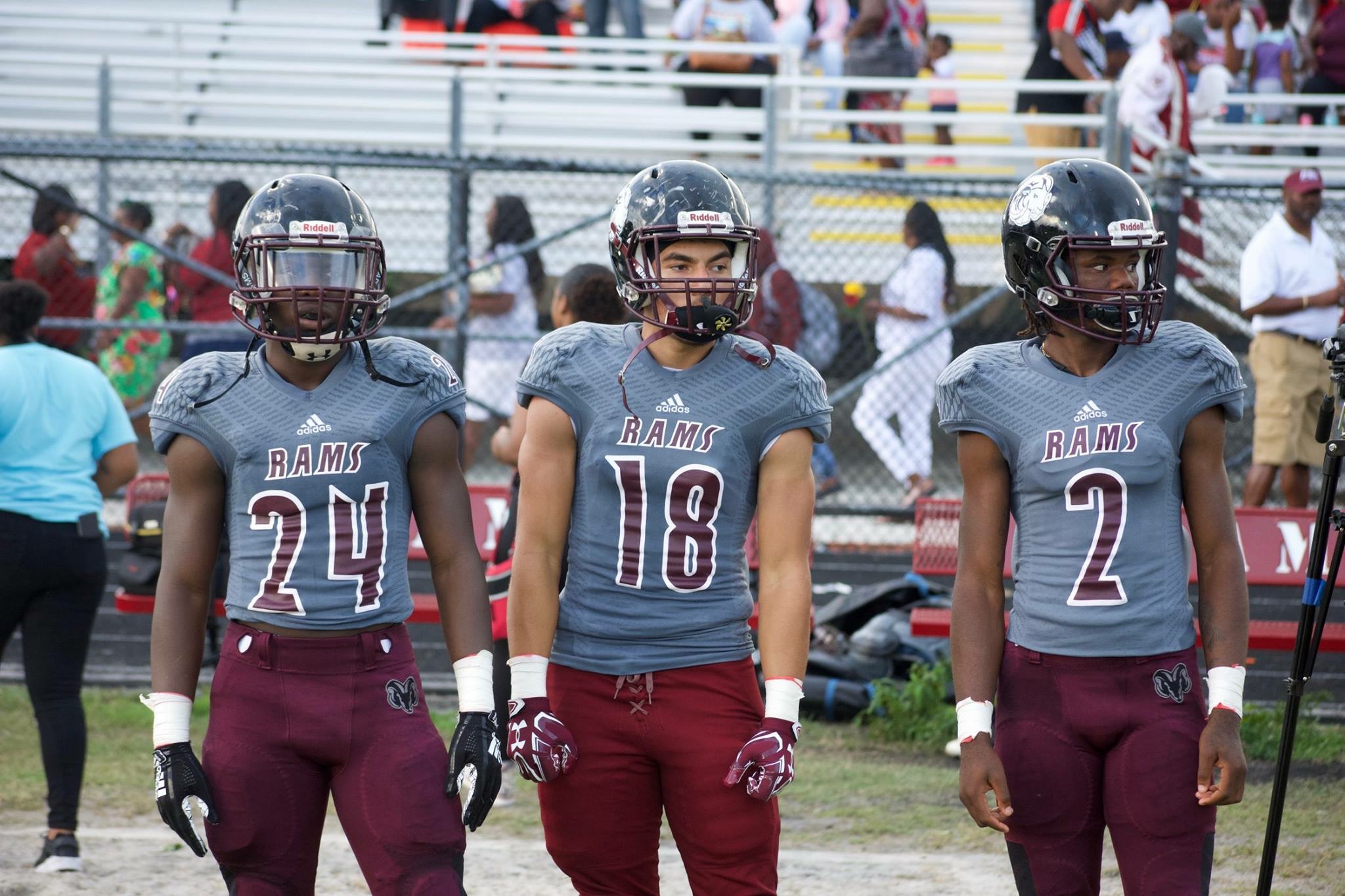 High school football: Palm Beach Lakes caps undefeated regular