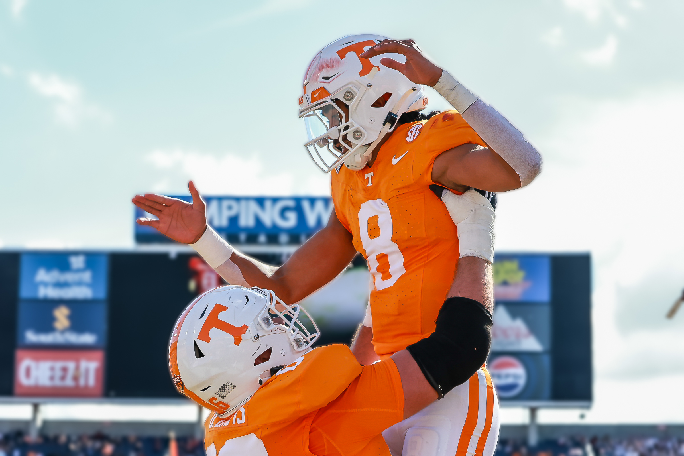 Tennessee shuts out Iowa 35-0 in 2024 Citrus Bowl