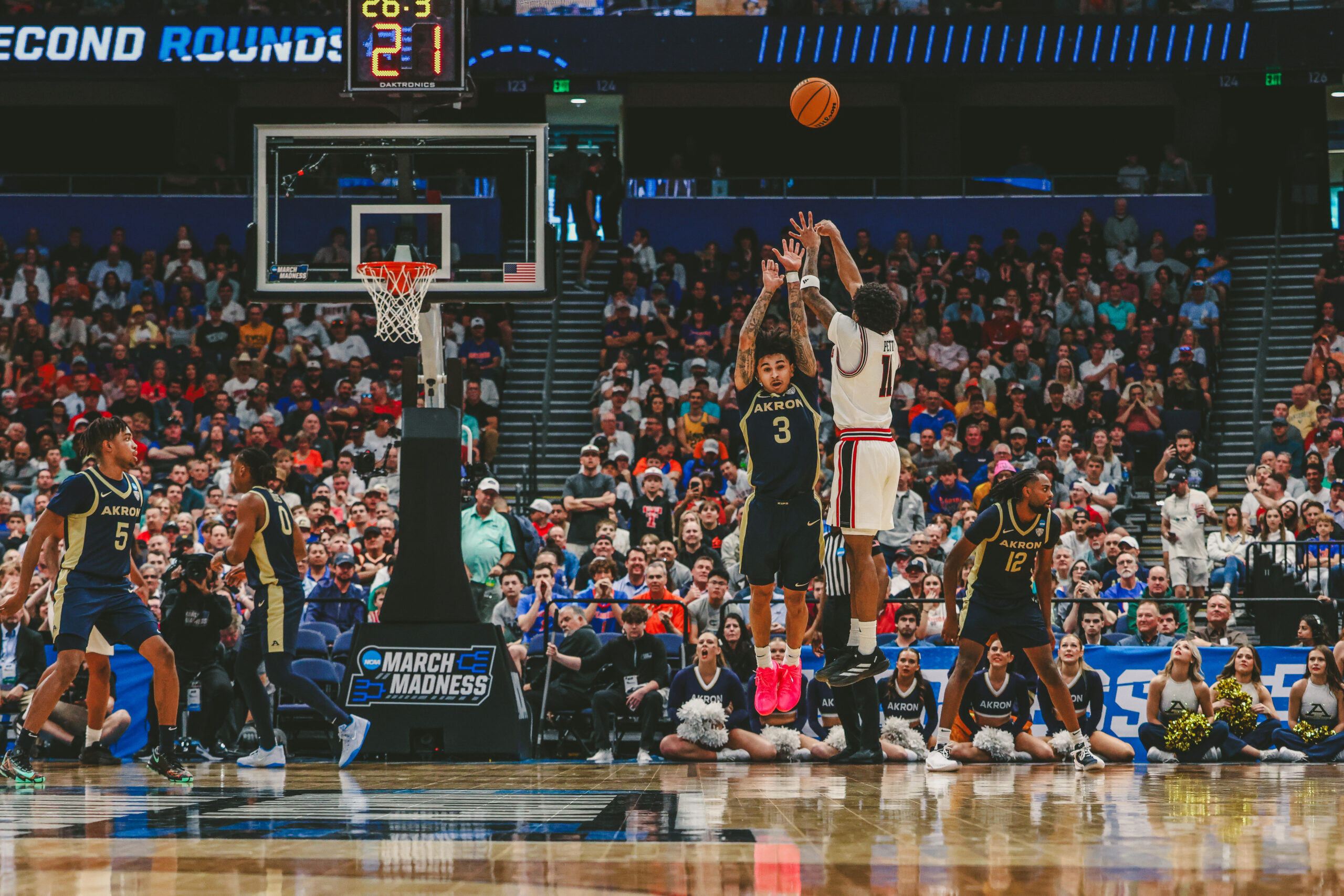 Texas Tech G Jaylen Petty rises for a jumper