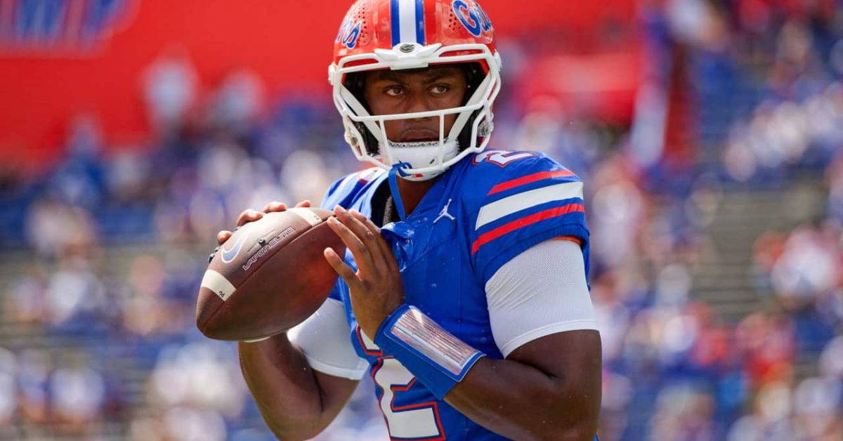 Florida-Gators-quarterback-D.J.-Lagway-2_University-of-Florida-Gators-vs-University-of-Miami-Hurricanes_003