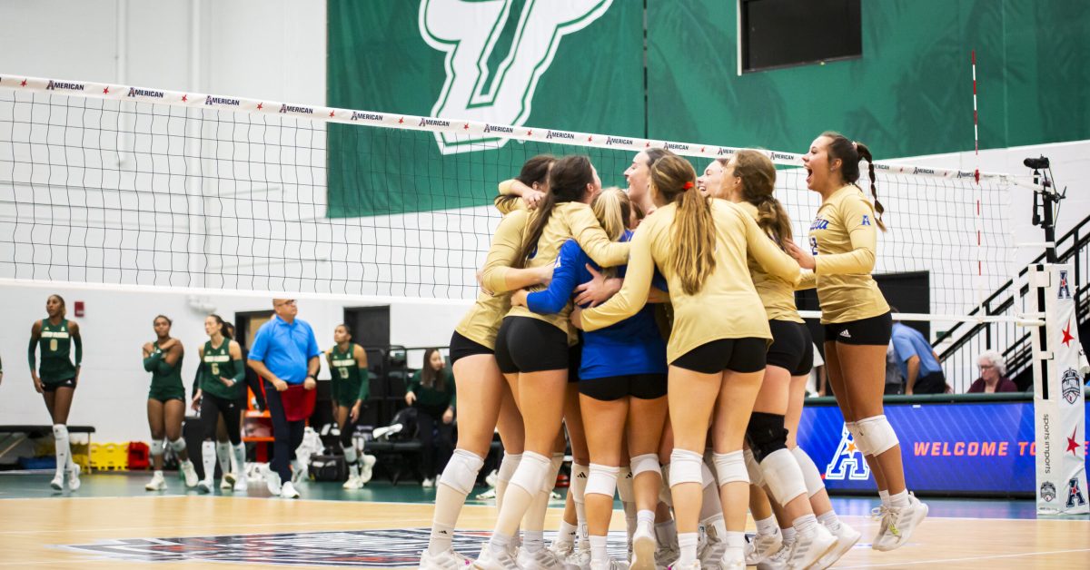 Pompey_Nov22_USFvsAAC_1668