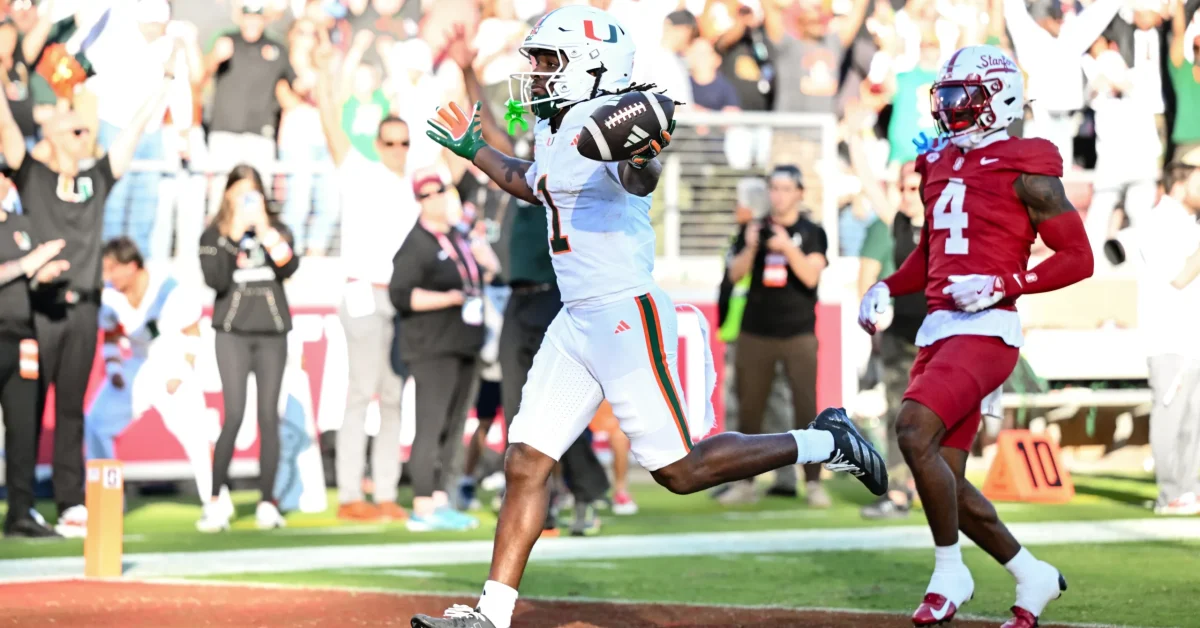 TFL-L-Miami-Stanford-Football_266307867.jpg