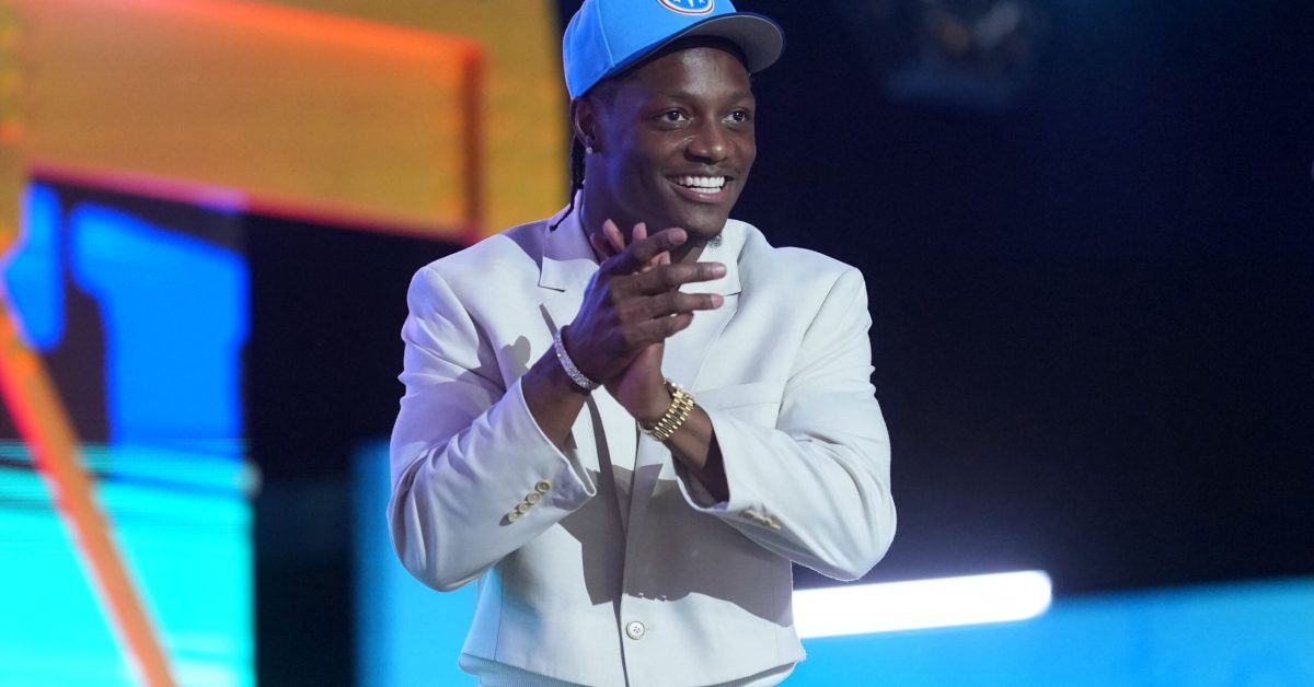 Apr 23, 2026; Pittsburgh, PA, USA; Ohio State Buckeyes receiver Carnell Tate is selected by the Tennessee Titans as the number four pick during the 2026 NFL Draft at Acrisure Stadium. Mandatory Credit: Kirby Lee-Imagn Images